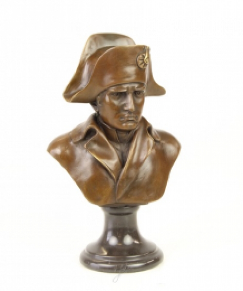 A bronze/sculpture of Napoleon, bust