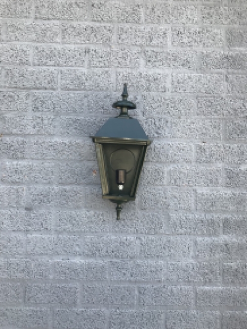 Outdoor lamp 