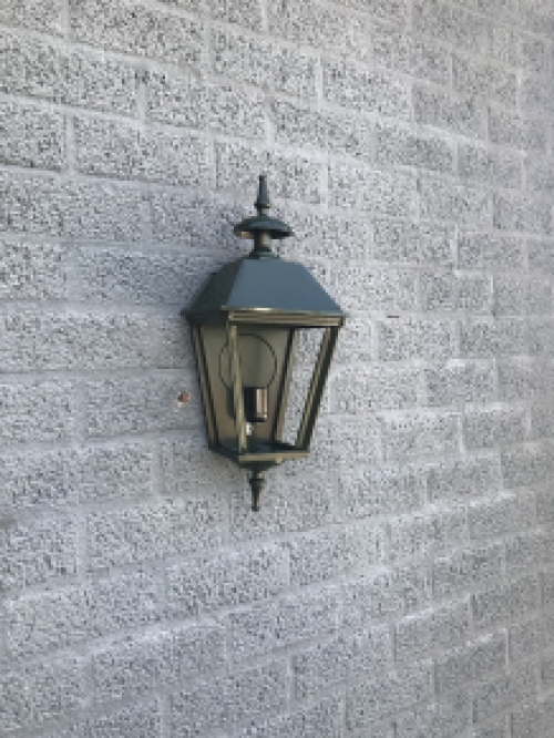Outdoor lamp 