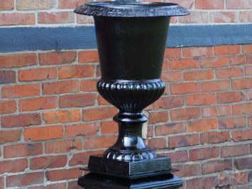 Sturdy garden vase - black - cast iron