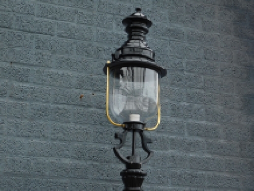 Laterne ''Unique'' - Außenlampe, vertikale Laterne - schwarz