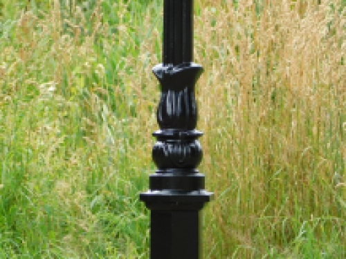 Garden lantern Colmar - black - alu - 190cm