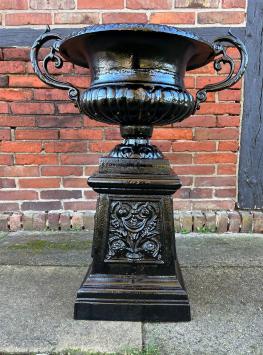 Garden vase on column - all cast iron - black - LAST ONE!