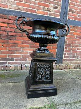 Garden vase on column - all cast iron - black - LAST ONE!