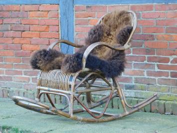 One-off: Vintage Rocking Chair - Handmade - Wicker - Incl. Grizzly Plaid