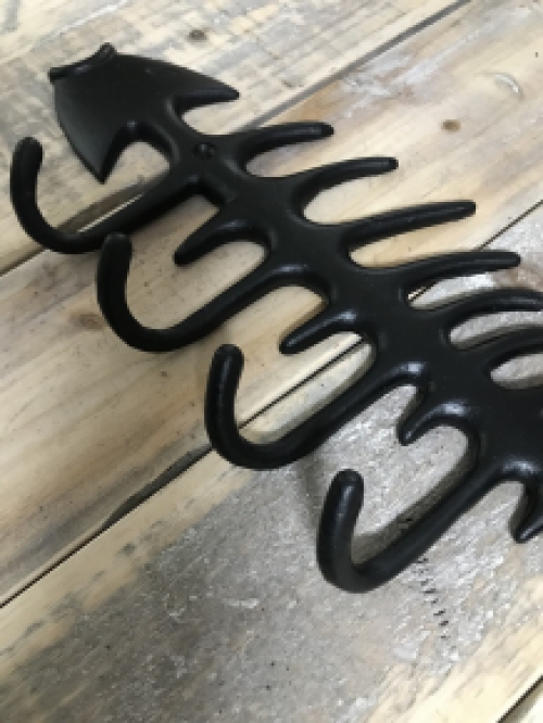 Coat rack with fish, wall hooks, cast iron, black