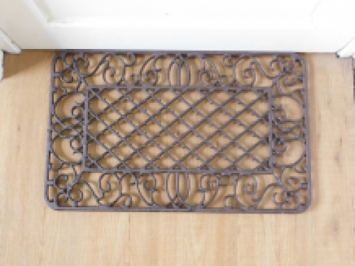 Doormat made of cast iron