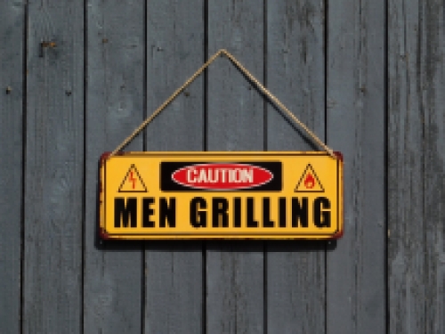 Wandbord - Caution Men Grilling - metaal