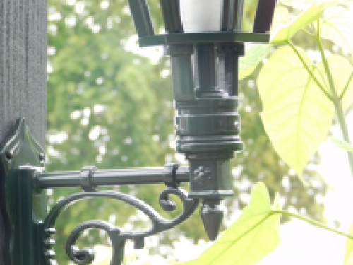 tuinlamp, aluminium - groen, decoratieve arm + kleine kap - tuindecoratie