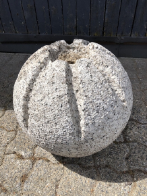 Granite sphere X as a watercourse, ornament, standing, pond ornament, water stairs, last!