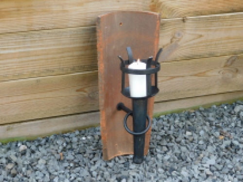Lantern roof tile with torch
