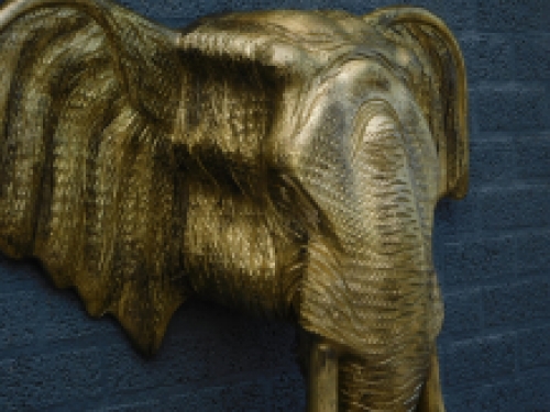 Large wall ornament of an elephant, gold-black look, very large and sturdy!