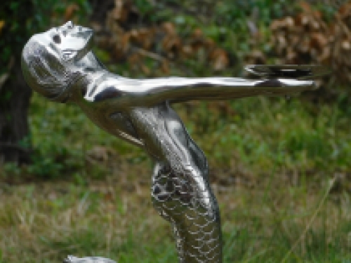 Mermaid as a holder, for example as a candlestick, aluminum with a nickel / chrome look