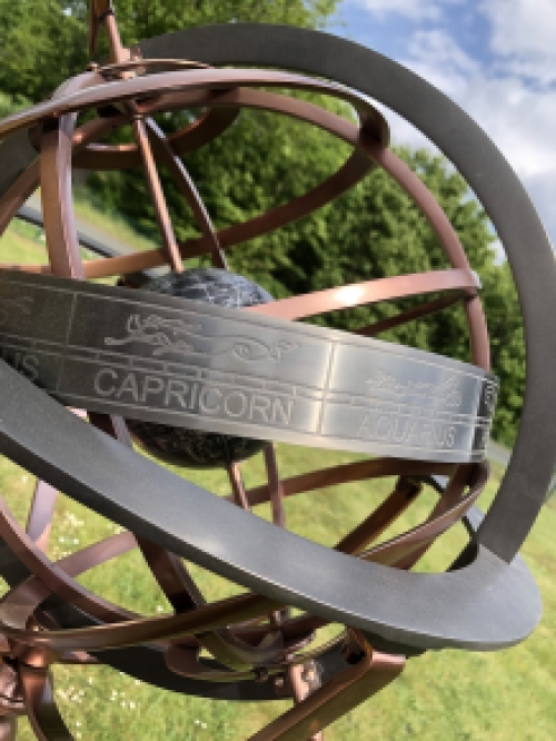 Sundial brass-copper-alu-large with earth as centre, on nice metal base, complete with signs and pointer, TOP!